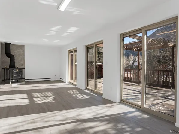 112 Riverside Court, Avon, CO 81620