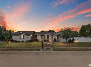 628 Tracy Ter, Centralia, IL 62801