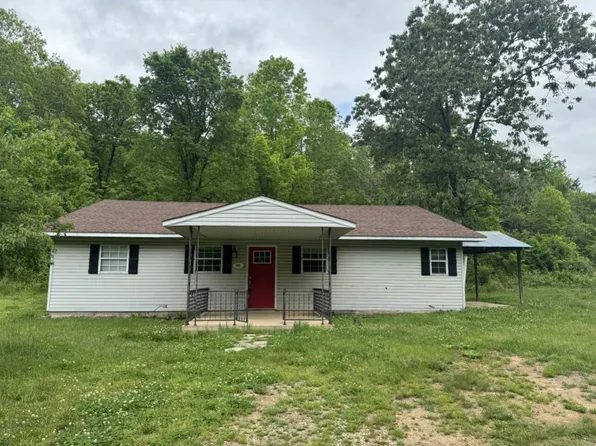 7888 Route 8, Doniphan, MO 63935