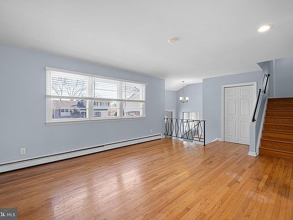 4th image of 2738 Barnsley Rd