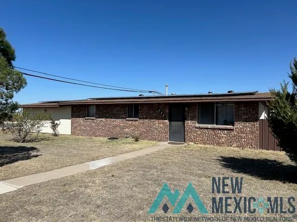 322 Montclair St, Carlsbad, NM 88220