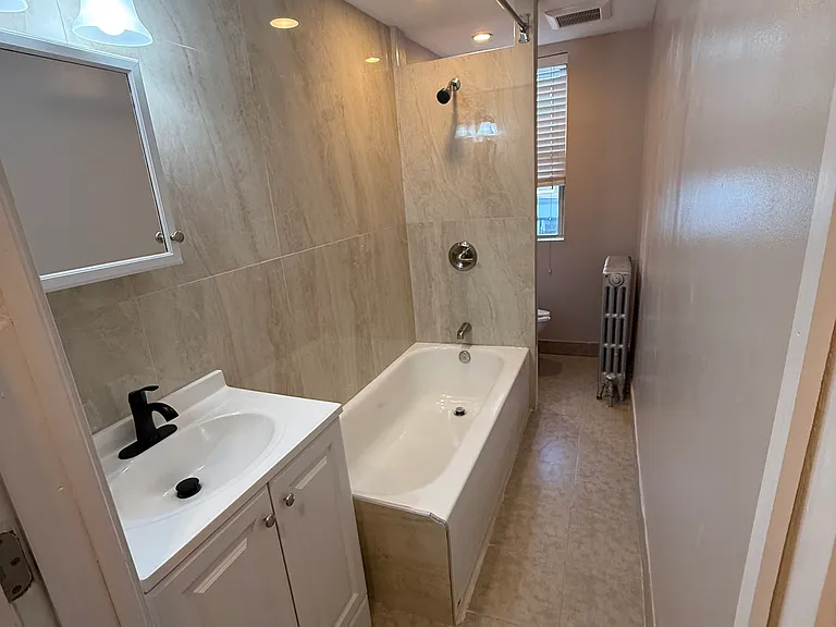 1324 Tasker St #3 — Photo 5