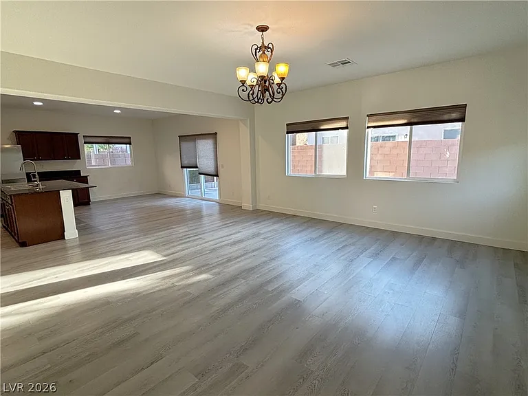 5619 Aspen Heights Dr — Photo 3