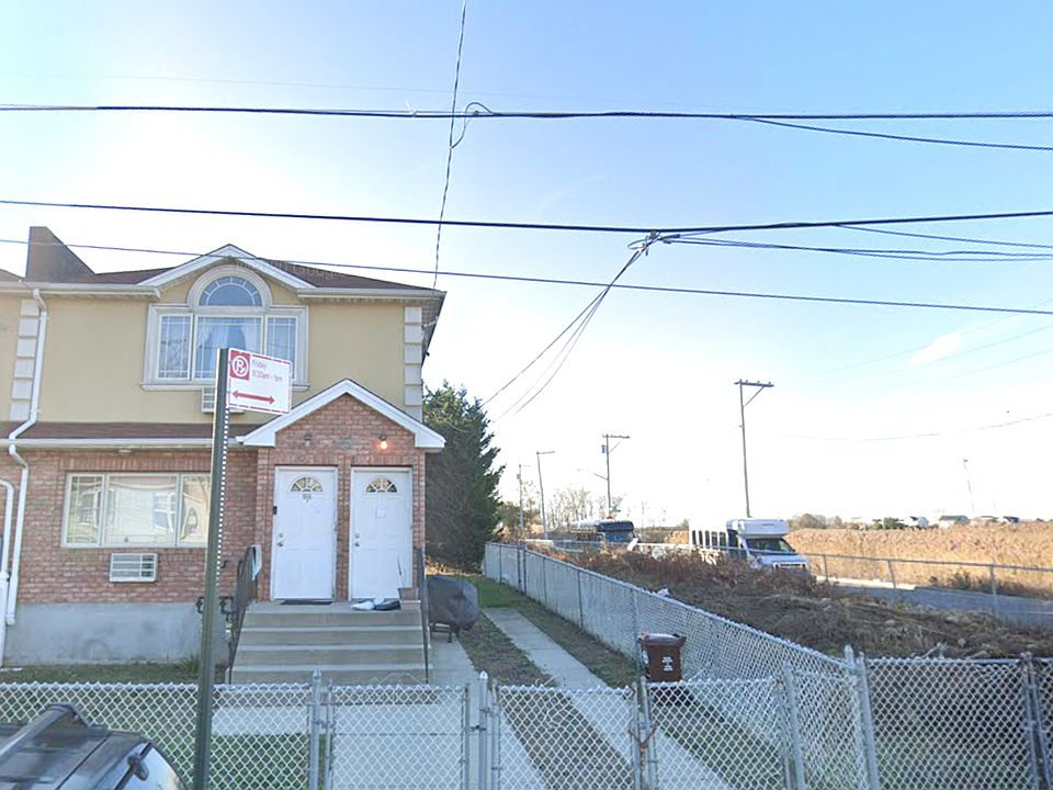 1st image of 14-33 Pinson St #1