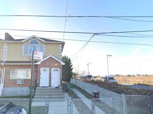 14-33 Pinson St #1, Far Rockaway, NY 11691