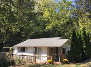39 Candler School Rd, Candler, NC 28715