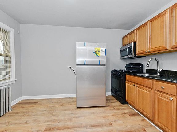 3rd image of 5618 S Martin Luther King Dr Unit 3F