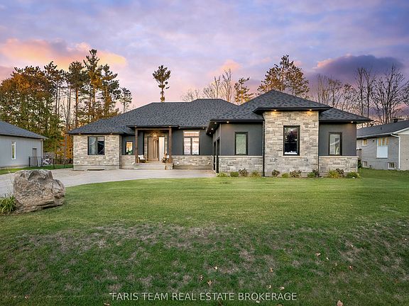 2nd image of 7 Reynolds Rd