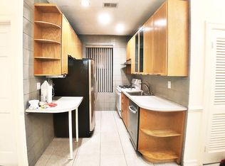 1569 W 8th St #1A, Brooklyn, NY 11204
