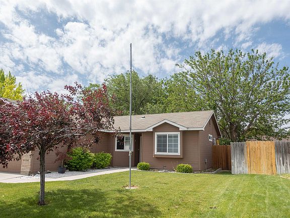 2nd image of 609 Stony Meadow Dr