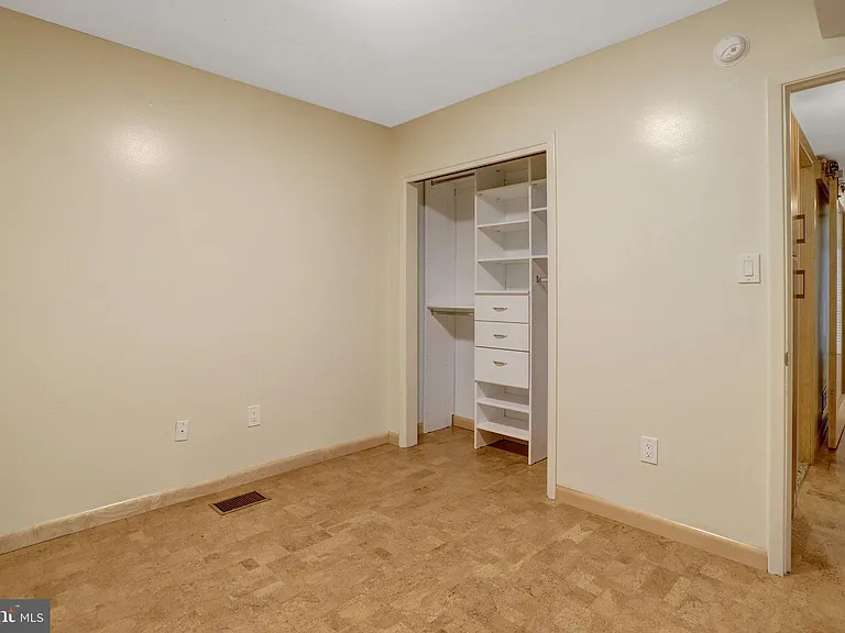 6030 Berwynd Rd — Photo 56