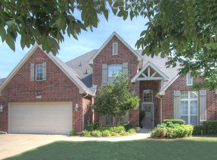 9915 E 82nd Pl, Tulsa, OK 74133