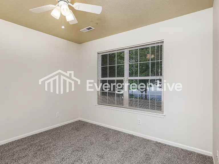 7826 Trisa Ct — Photo 11