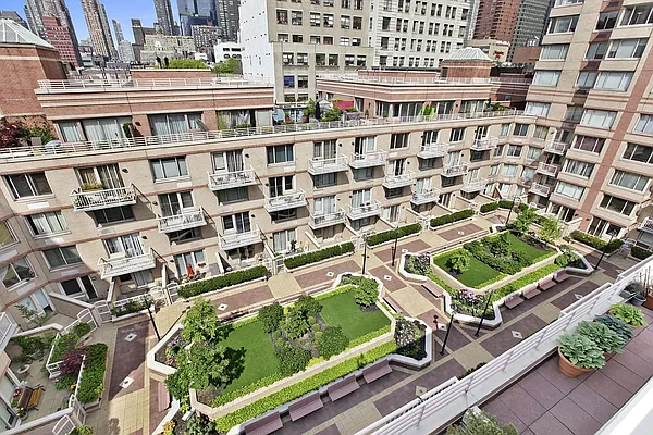 Rented by Corcoran | media 28