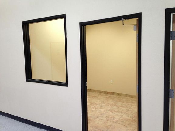 5th image of 21505 N 78th Ave Ste 135