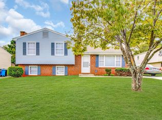 4612 Long Acre Dr NE, Roanoke, VA 24019
