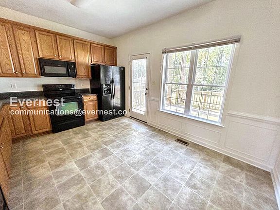 3rd image of 6700 W Davista Ave