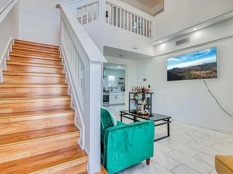 5249 Jose Cardenas Ln — Photo 5