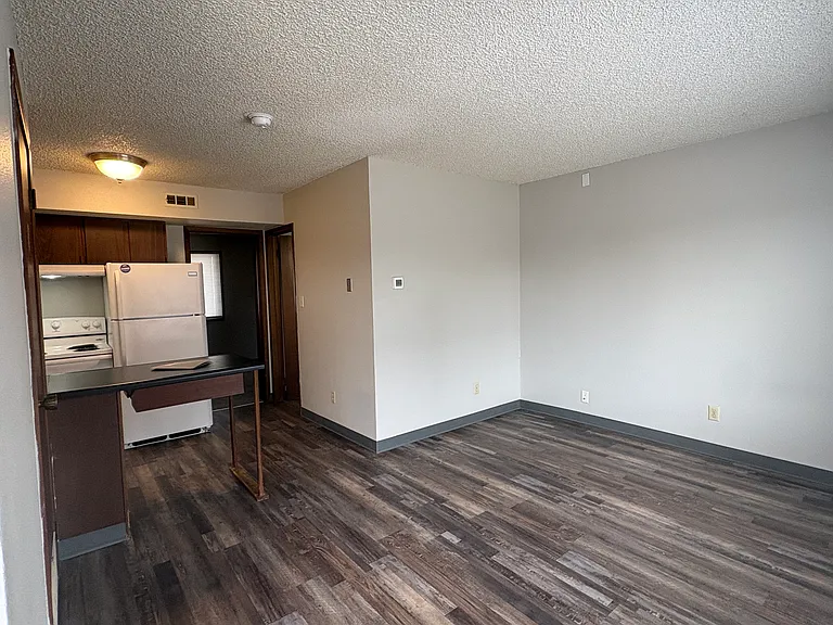 2113 College St #6 — Photo 6
