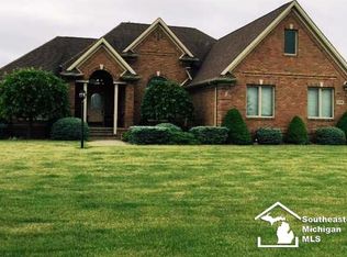 1204 Labo, Carleton, MI 48117