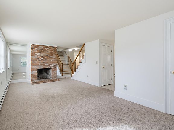 4th image of 251 Knox Marsh Road #6