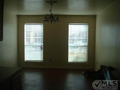 4th image of 1101 Cypress Ln