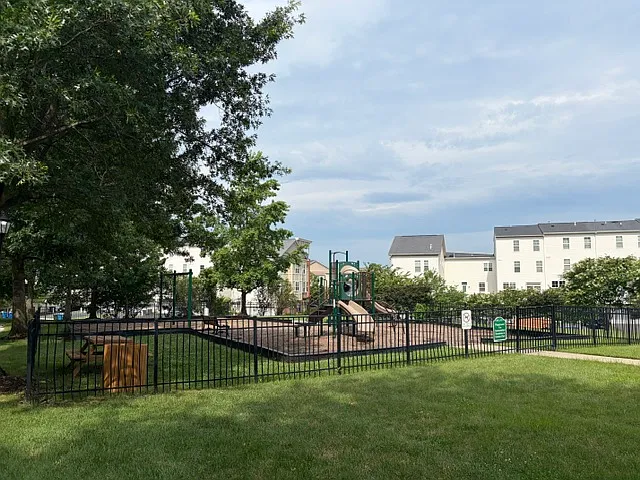 Playground nearby