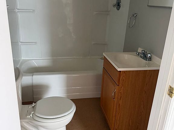 4th image of 120 S McDonald St #305