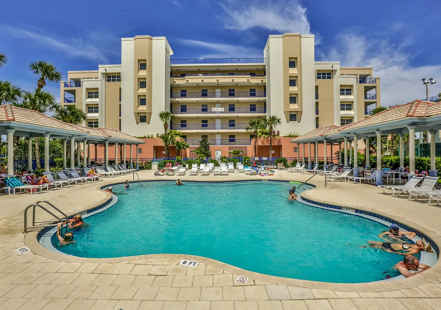 Updated & Spacious 2 Bedroom 2 Bath Condo with Large Balcony — Photo 1