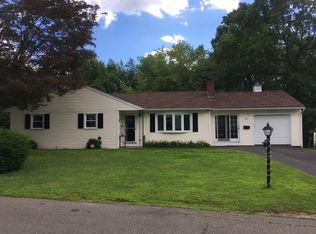 99 Spruce Dr, Naugatuck, CT 06770