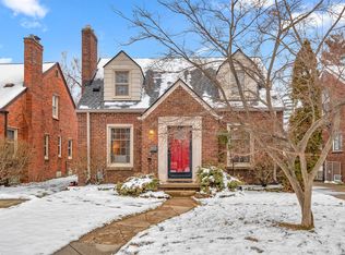 913 Drexel St, Dearborn, MI 48128