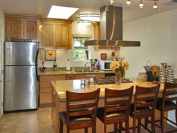 Kitchen with SS appliance