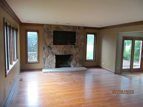3rd image of 39W500 Homeward Hill Dr