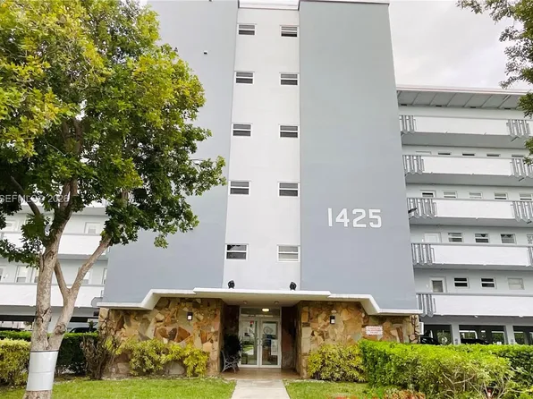1425 Atlantic Shores Blvd APT 209, Hallandale Beach, FL 33009