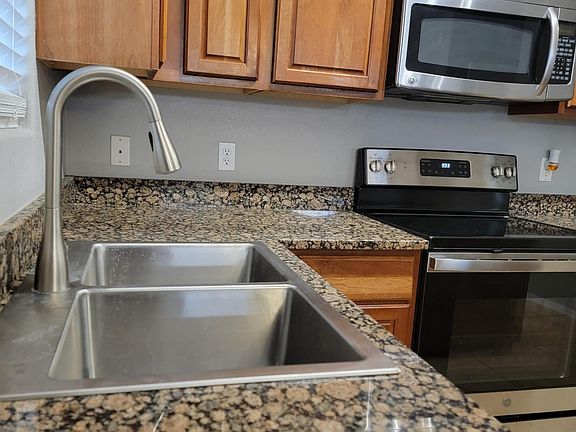 5th image of 17150 N 23rd St Unit 135