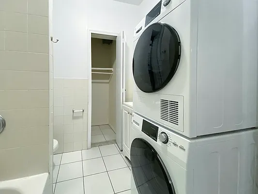 Rented by Oxford Property Group | media 19