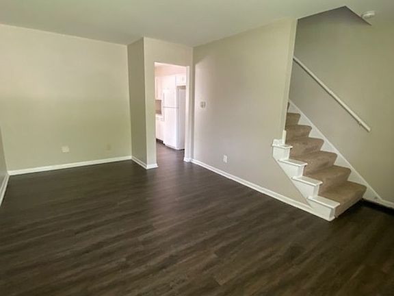 3rd image of 1171 Sanborn Pl #1179-C