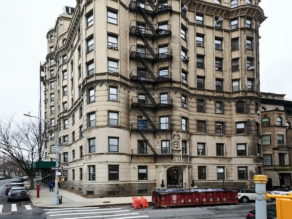 125 Riverside Drive image 6 of 7