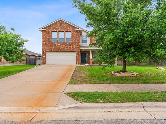 2nd image of 4304 Stone Oak Pl