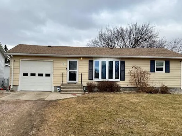 12 S Illinois St, Aberdeen, SD 57401