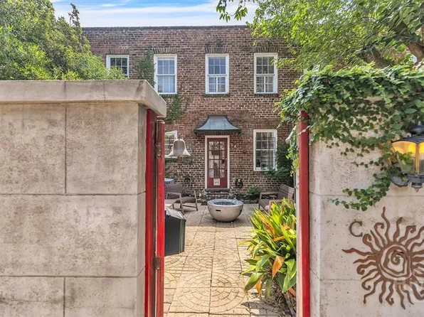 415 Price Street #C, Savannah, GA 31401