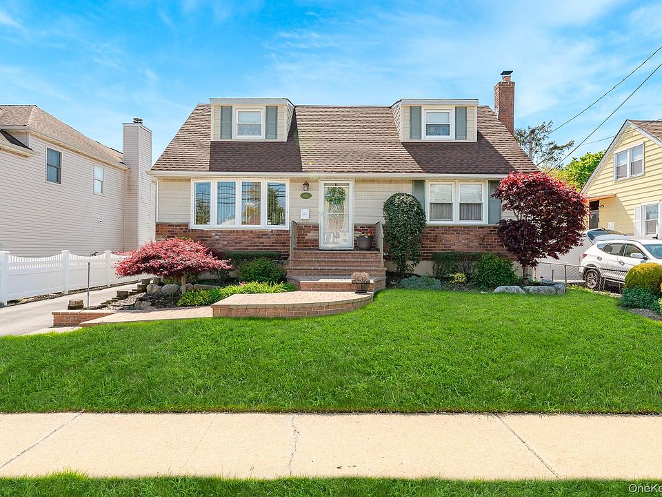 1st image of 2572 S Saint Marks Avenue