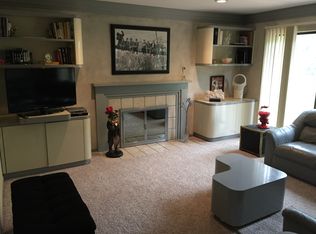 29463 Valley Bnd, Farmington Hills, MI 48331