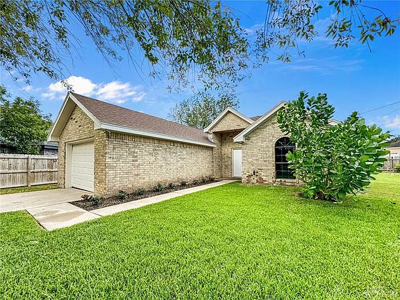 2nd image of 1217 El Recreo Cir