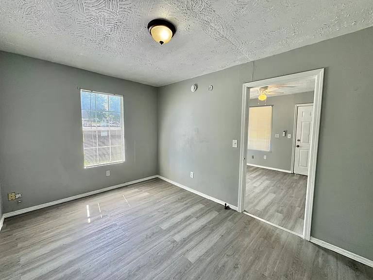 1501 SW 30th St #1501 — Photo 10