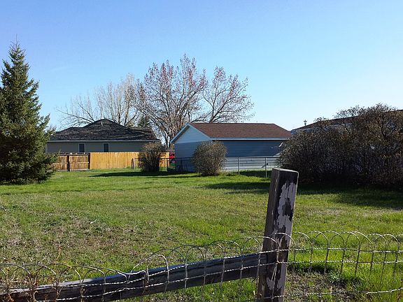 4th image of 3022 9th Ave N