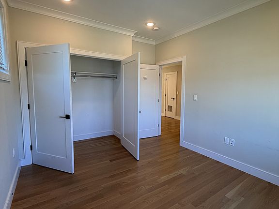 3rd image of 104-106 Warren St #7