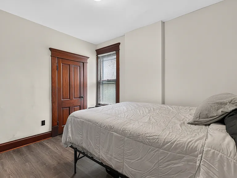 1439 S High St — Photo 24