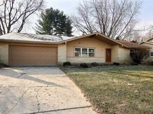 5191 Welsh Rd, Rockford, IL 61107