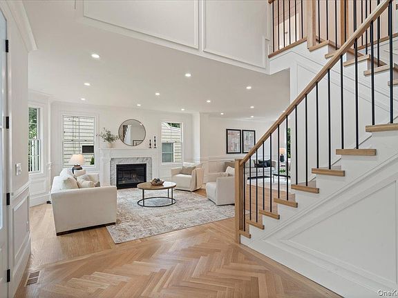 5th image of 96 Shadyside Avenue